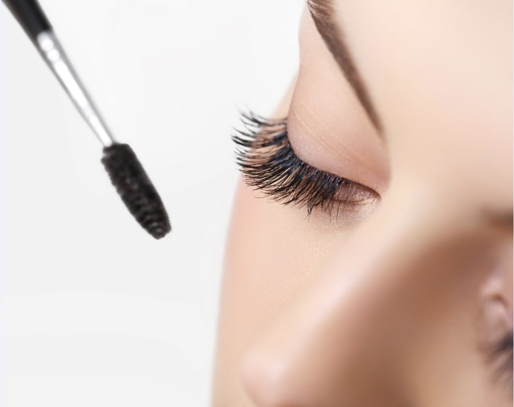 the-benefits-of-buying-false-eyelashes-wholesale-for-your-salon-or-business-2